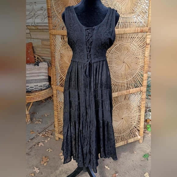 Scully Black Lace-Up Maxi Dress_Large - Picture 3 of 7
